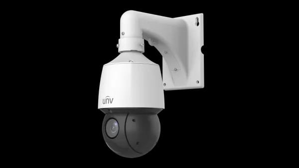 Uniview_IPC6424SR-X25-VF_is_a_4MP_25×_PTZ_dome_camera_with_25x_optical_zoom,_LightHunter_low-light_technology,_microSD_card_slot,_PoE_power,_and_IP67-rated_housing._main.jpg